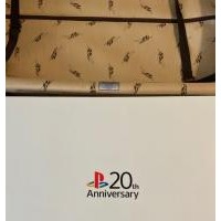 9新日版20周年全球限量版PS4經(jīng)典灰